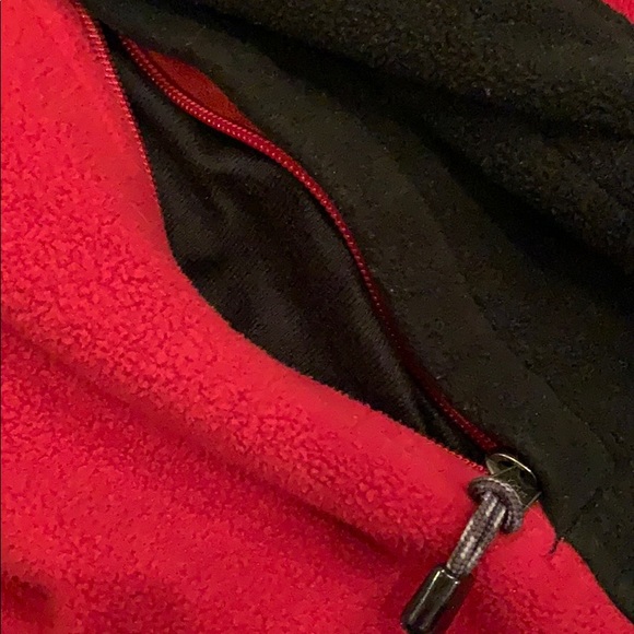 THE NORTH FACE Men’s black and red jacket - Picture 6 of 7